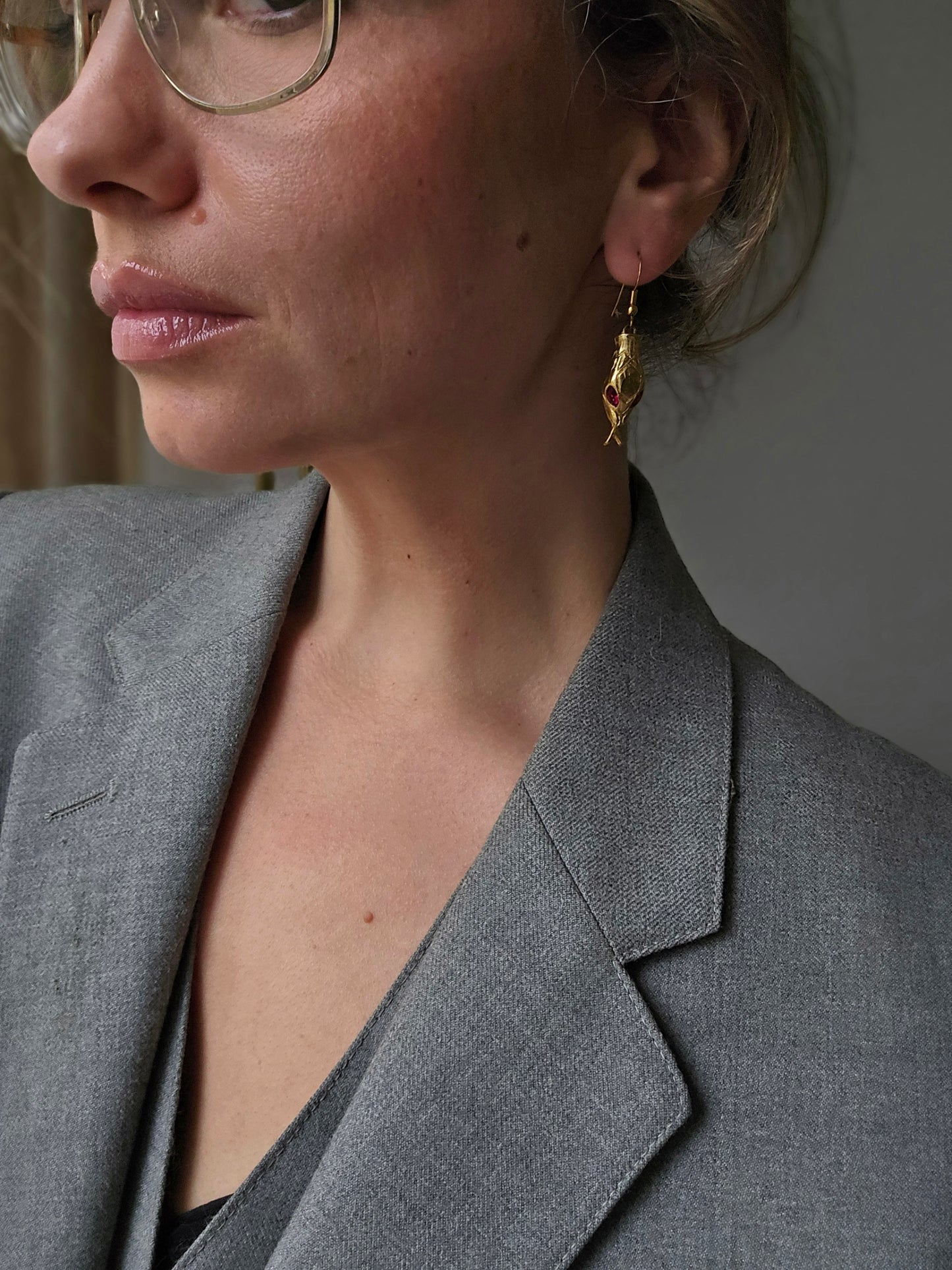 Aukso spalvos auskarai gyvatės