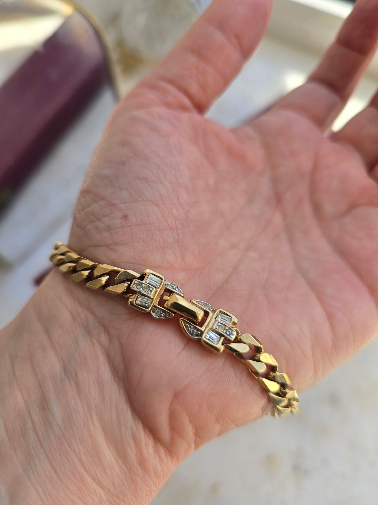 Vintažinė paauksuota NINA RICCI apyrankė