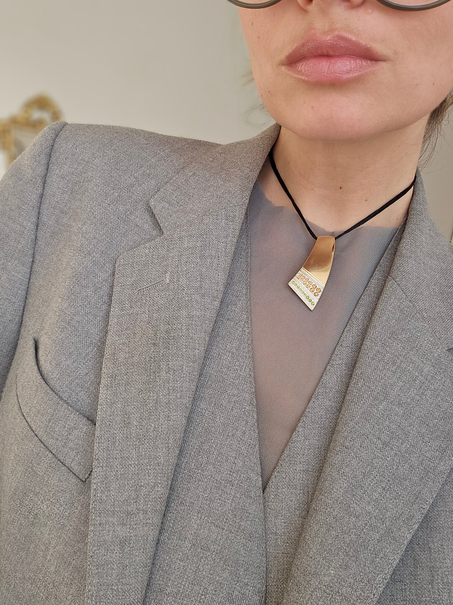 Paauksuota Pierre Lang sagė/kaklo pakabuas