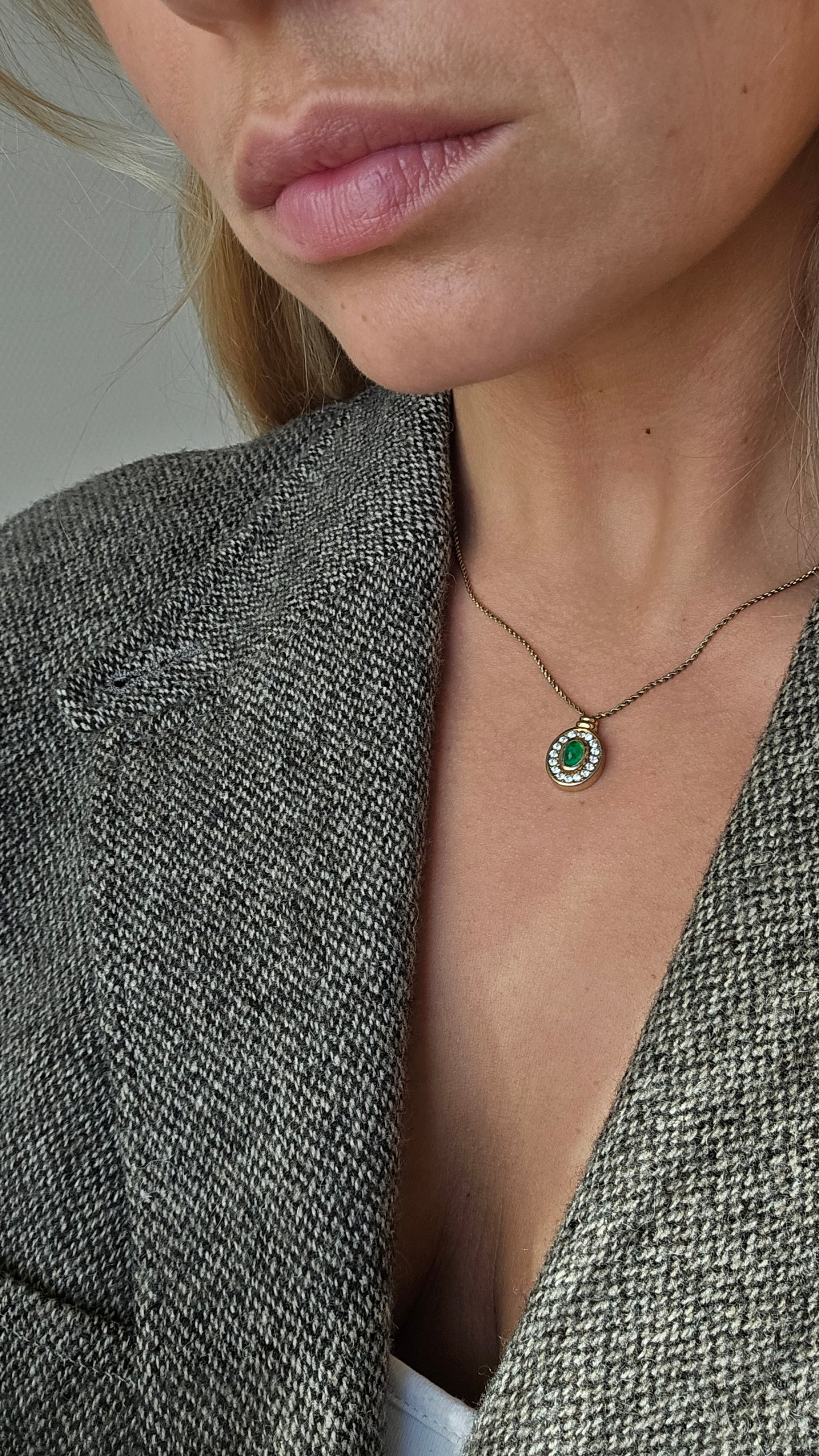 Vintažinis Christian Dior kaklo papuošalas