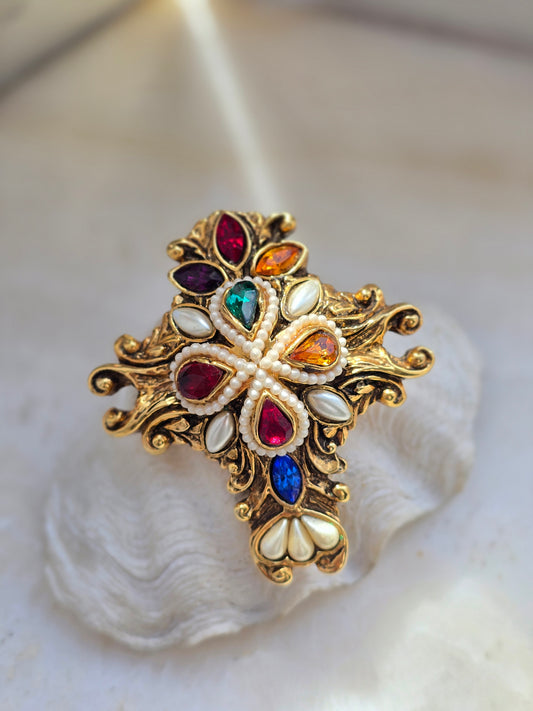 Vintažinė SATELLITE Paris sagė kryžius