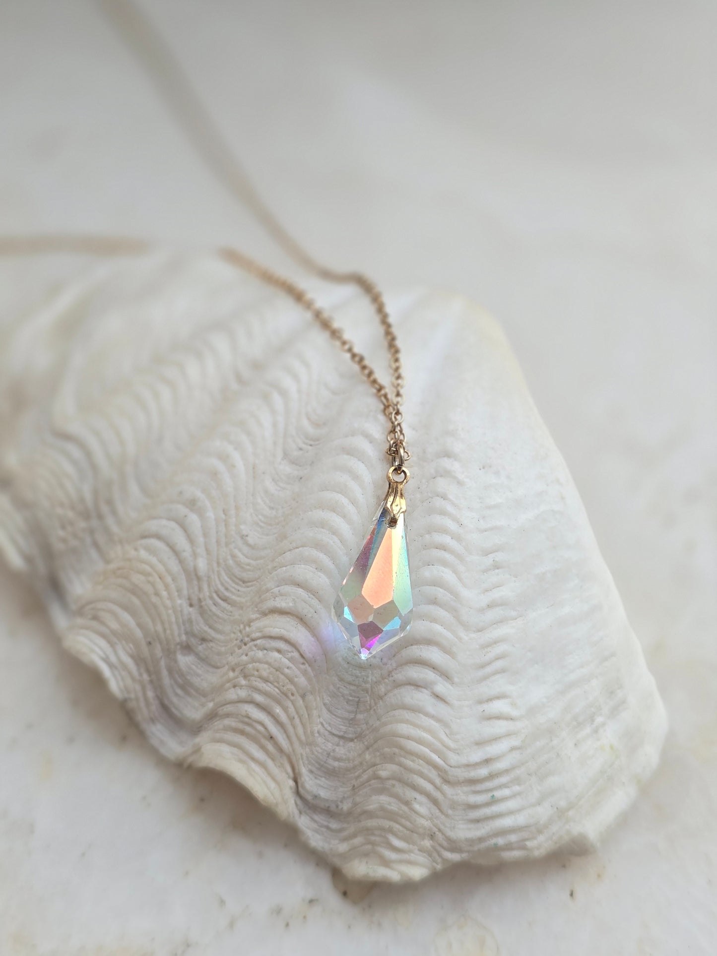 Vintažinis Sarah Coventry kaklo papuošalas su stiklo kristalu