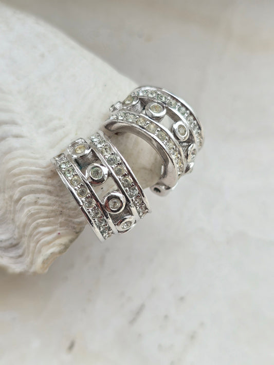 Vintažiniai CHRISTIAN DIOR sidabro spalvos klipsai