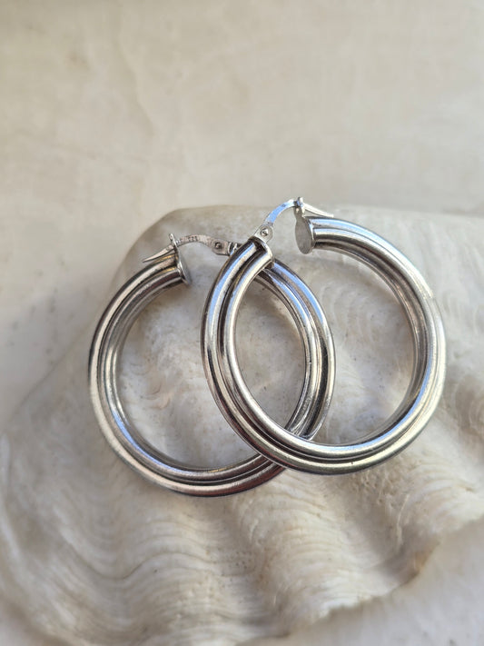 Sidabriniai auskarai rinkelės