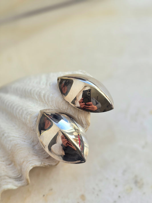 Vintažiniai sidabro spalvos klipsai