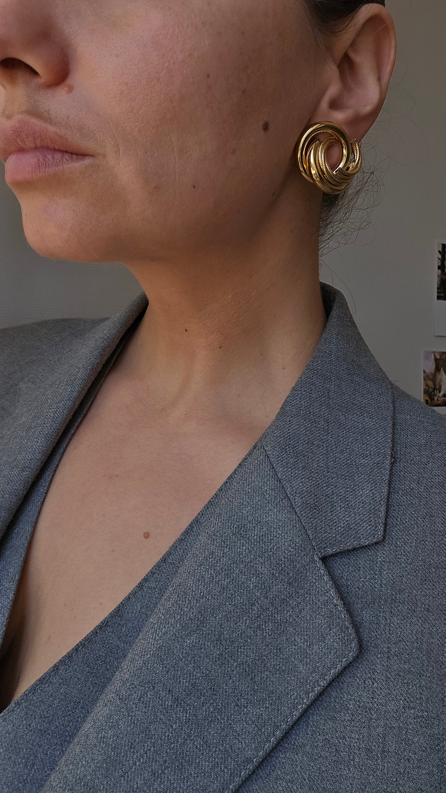 Vintažiniai Givenchy paauksuoti klipsai