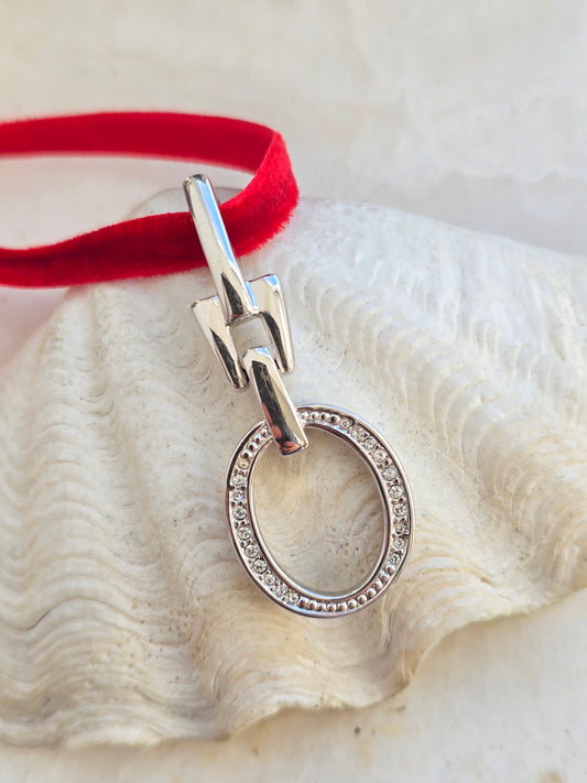 Rodžiuotas PIERRE LANG kaklo papuošalas