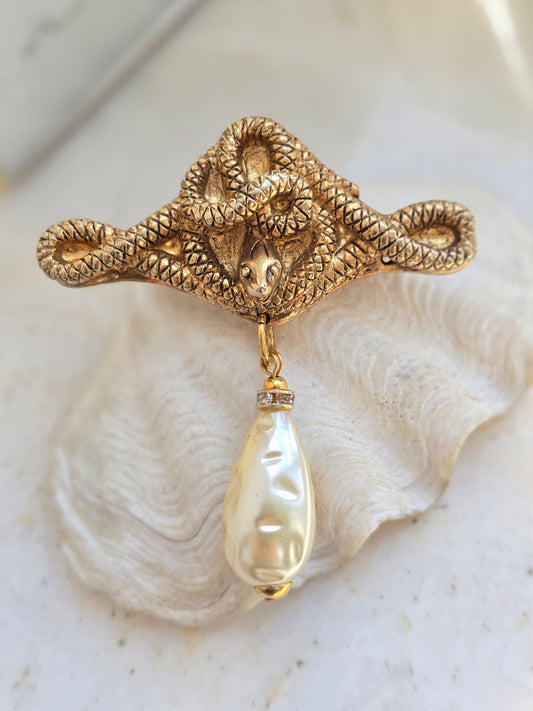 Vintažinė CHANTAL DE KEROUARTZ sagė gyvatės