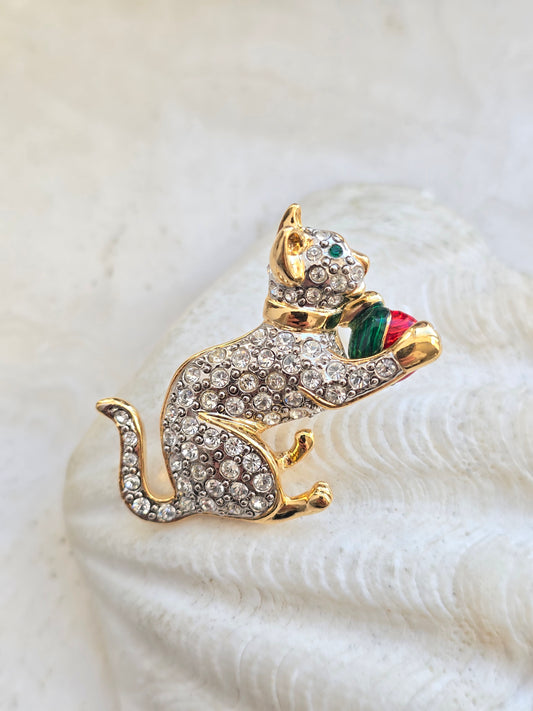 Vintažinė aukso spalvos sagė katinėlis