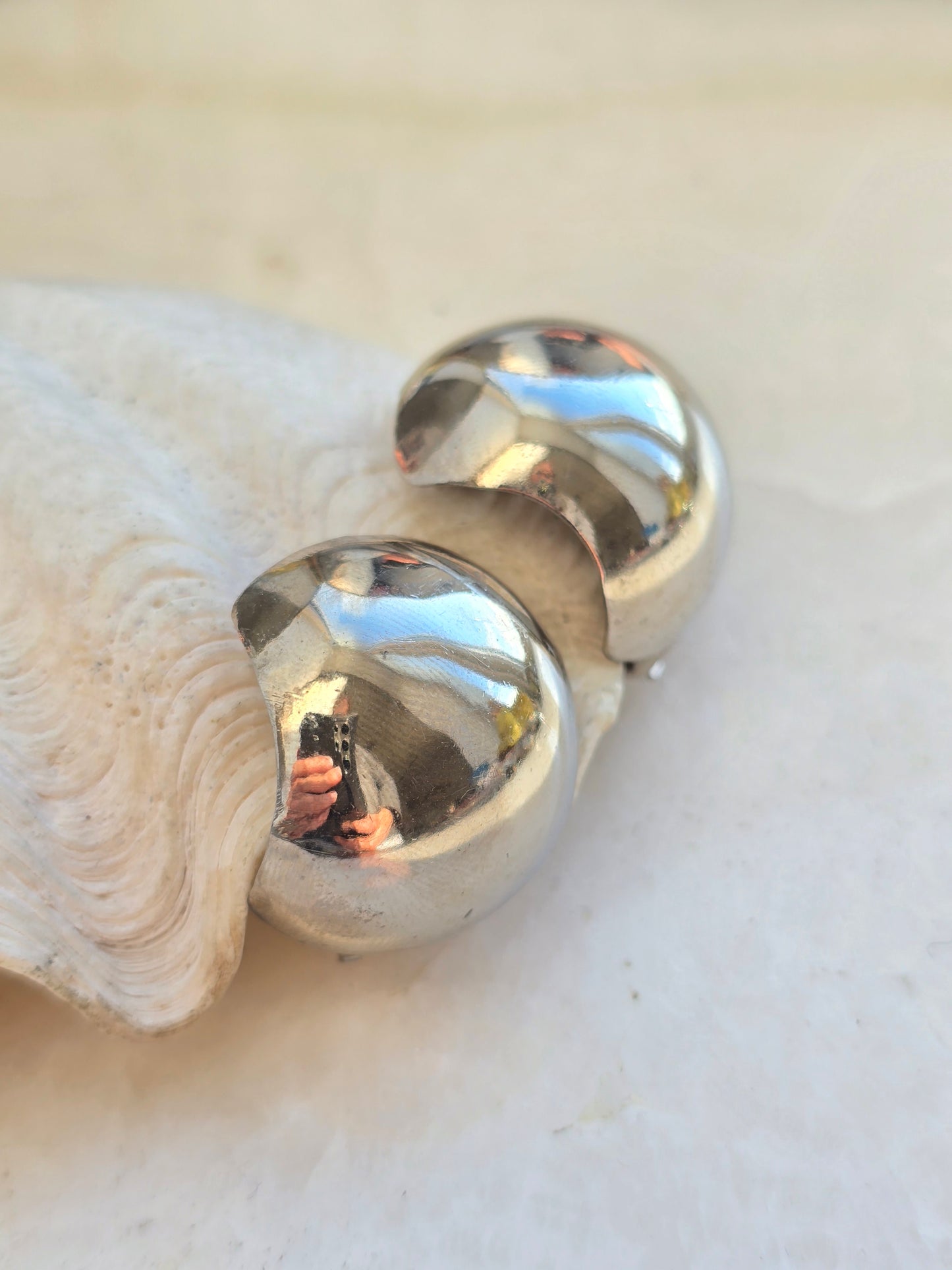 Vintažiniai sidabro spalvos klipsai