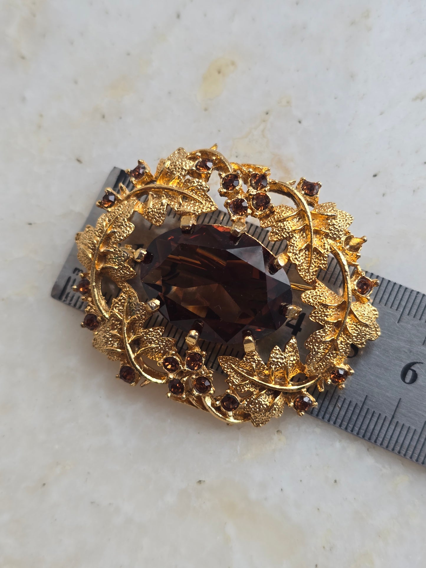 Vintažinė Sarah Coventry sagė