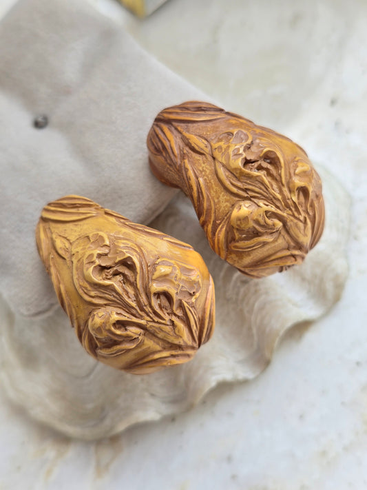 Vintažiniai autoriniai CHANTAL DE KEROUARTZ klipsai orchidėjos