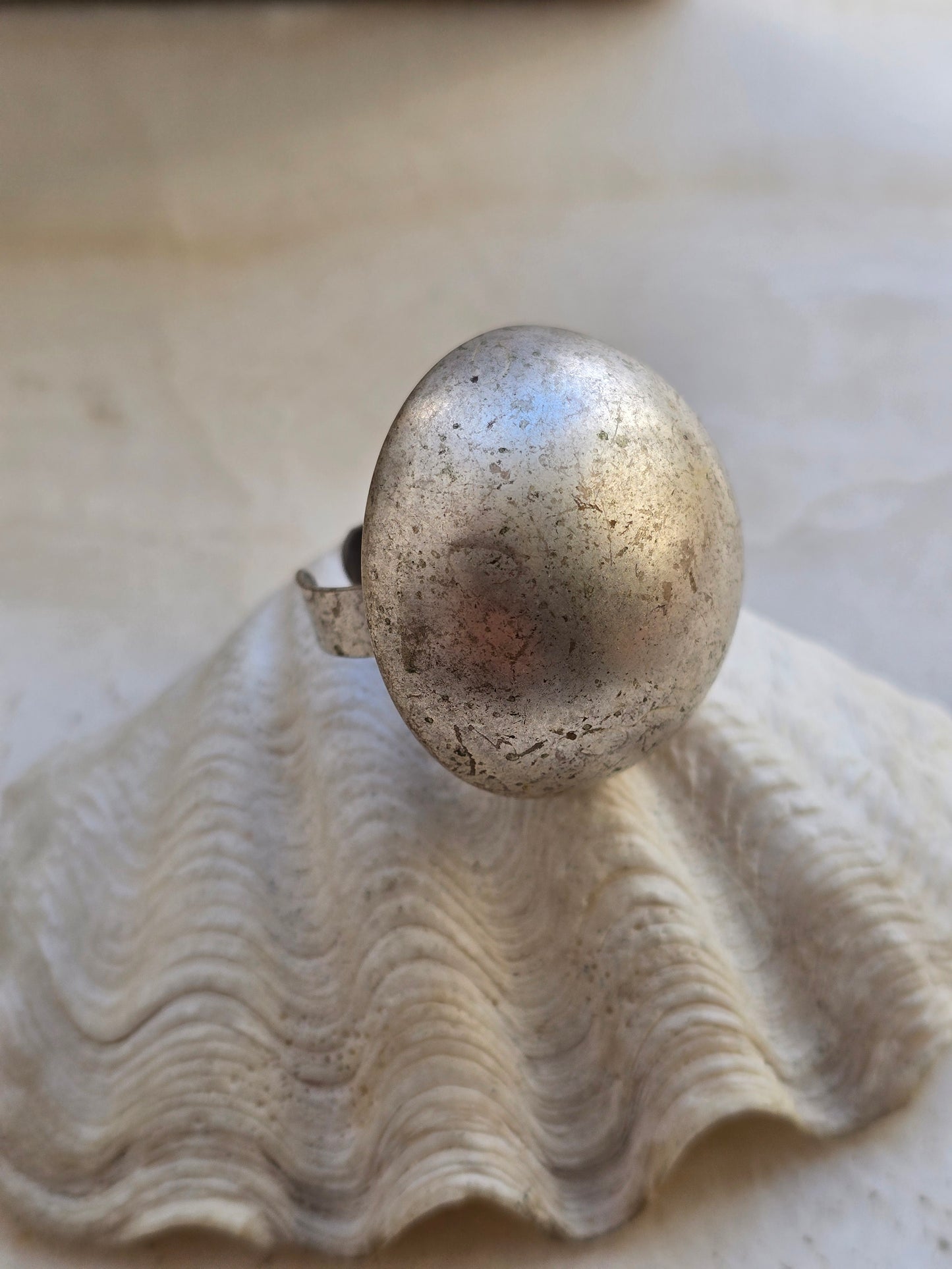 Matinės sidabro spalvos žiedas MIDI