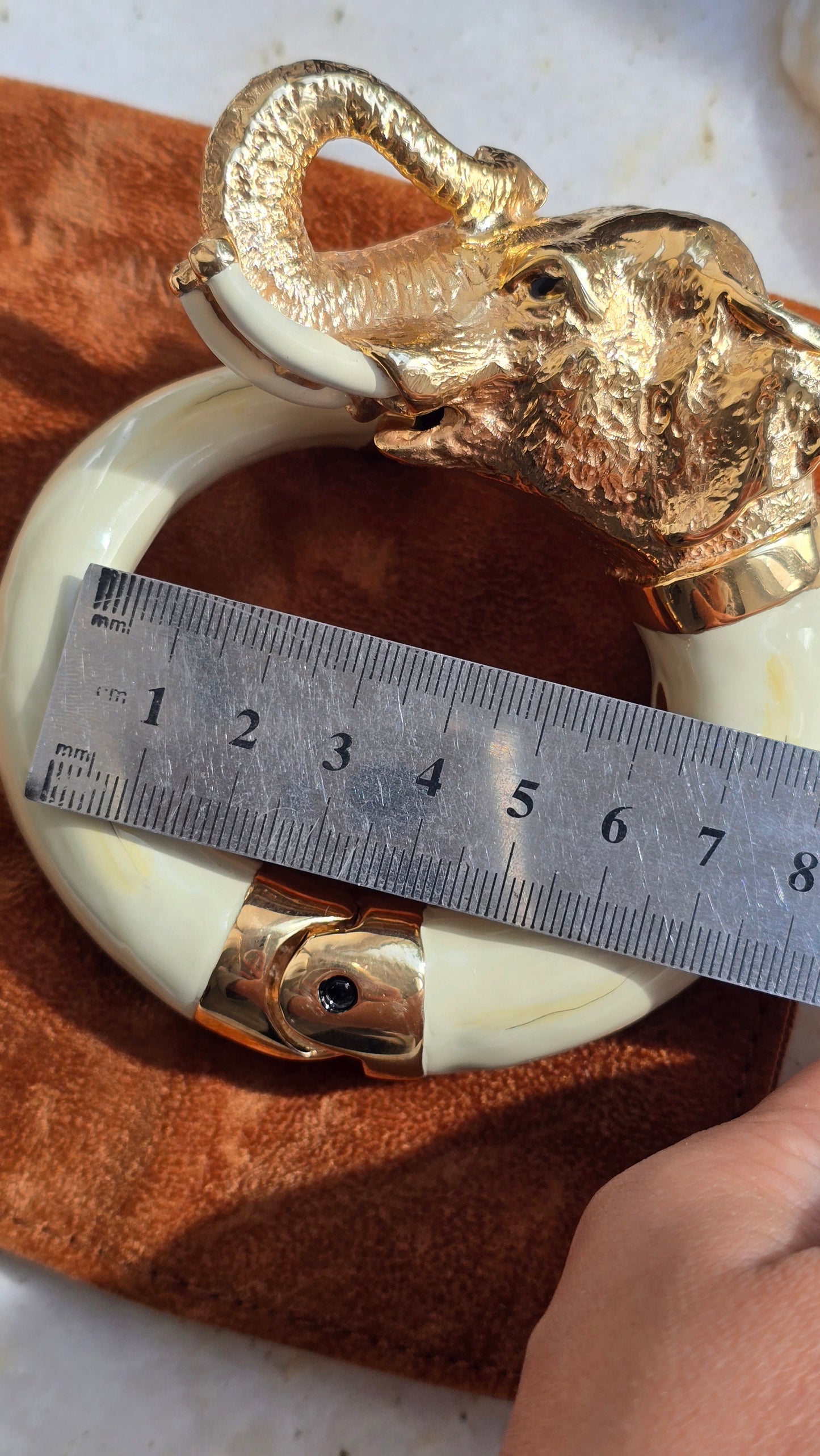 Annibale Baldini gold-plated ivory-colored elephant bracelet