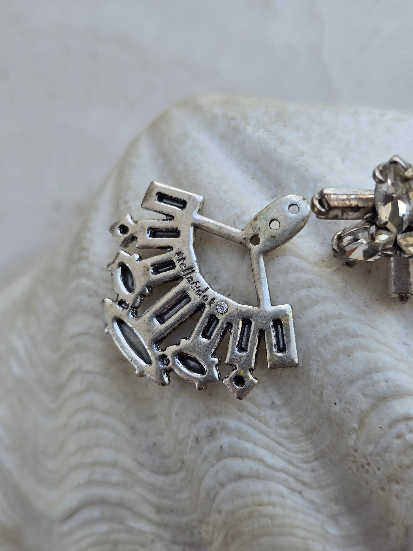 Sidabro spalvos STELLA & DOT auskarai transformeriai