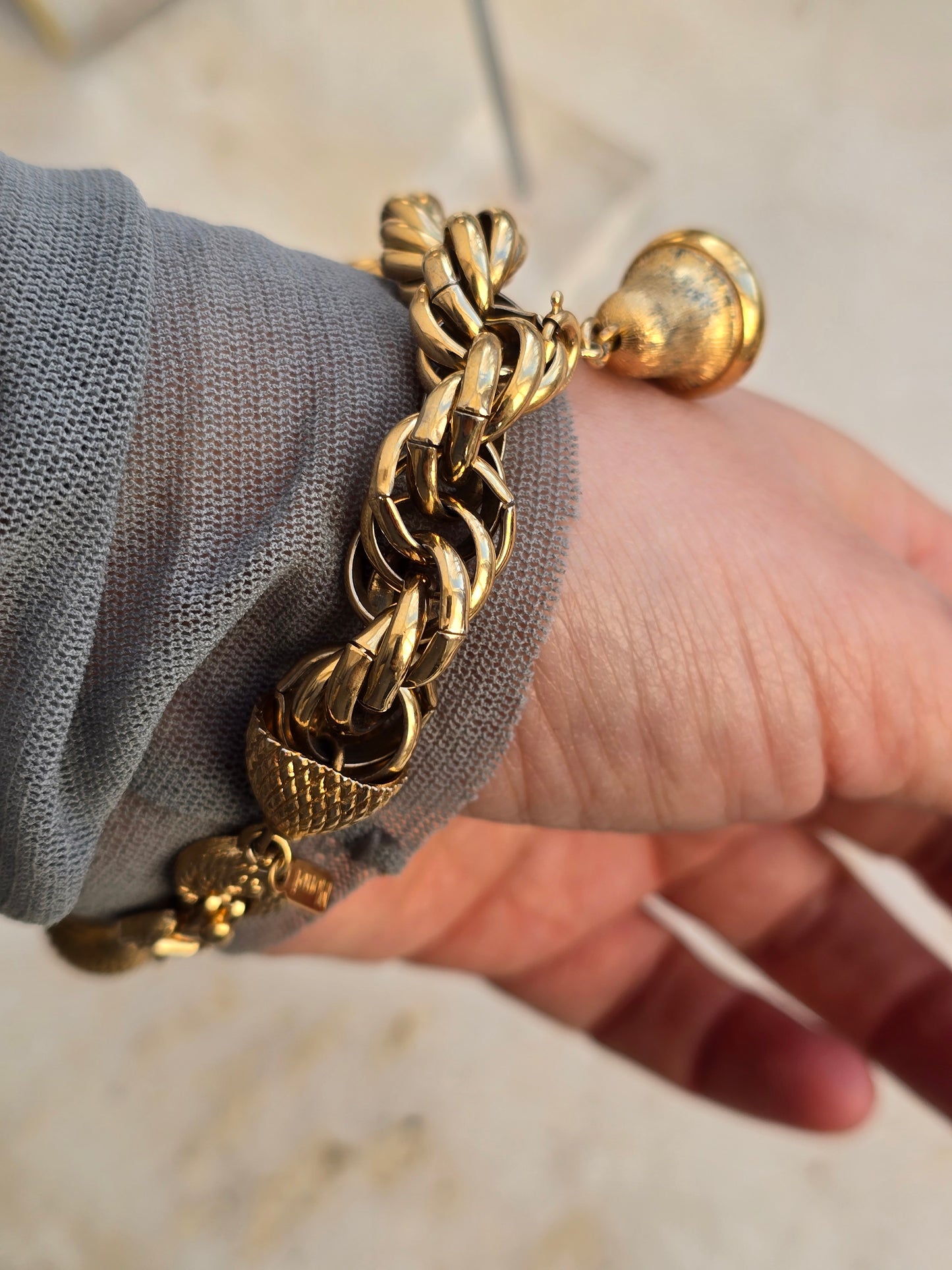 Vintažinė 60tų metų MONET apyrankė