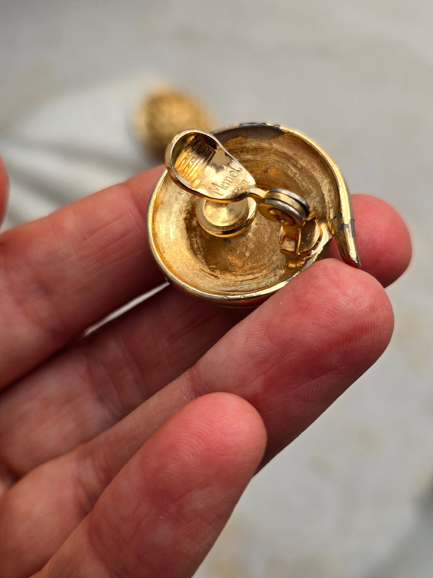 Vintažiniai MONET klipsai