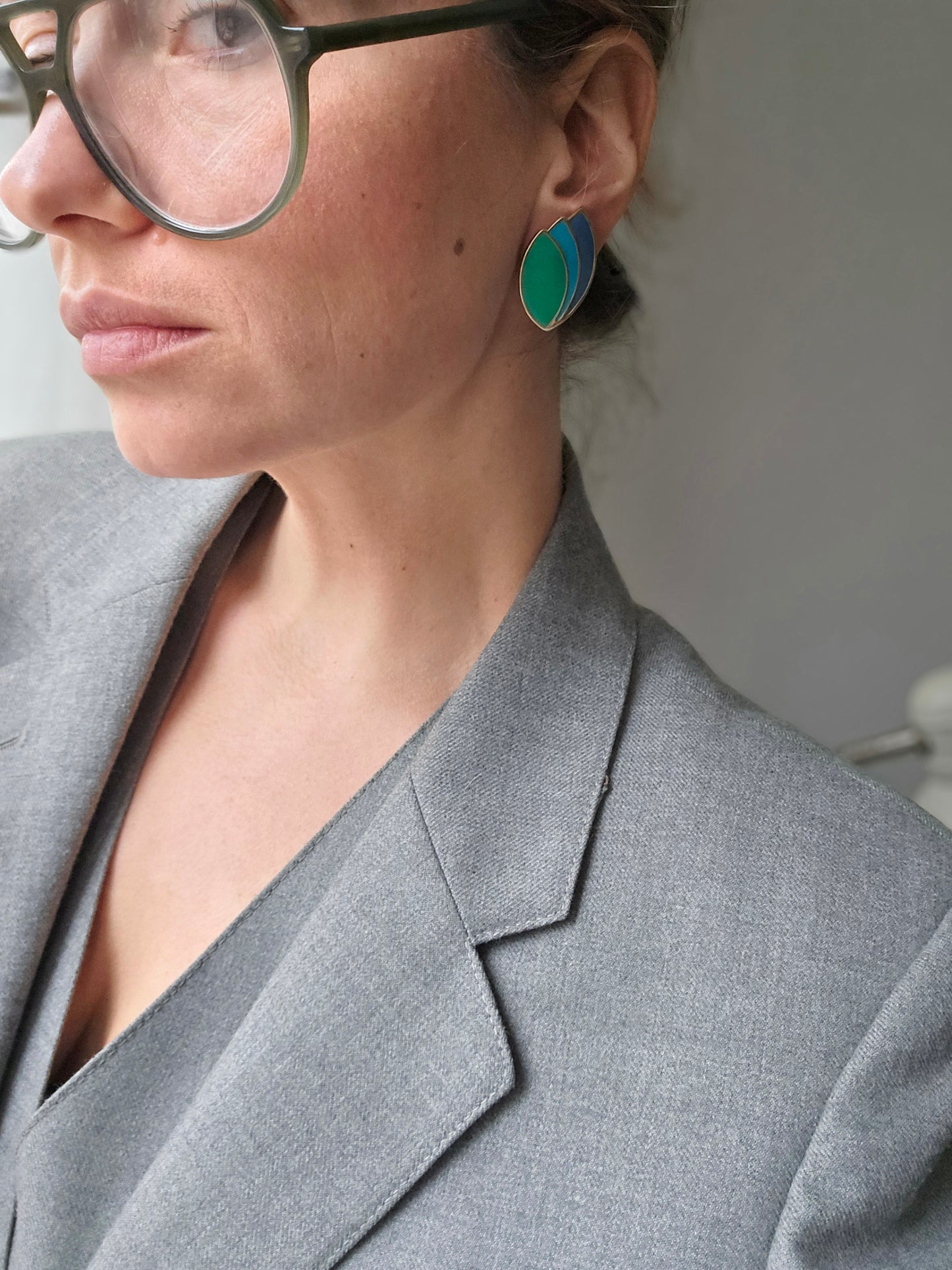 Vintažiniai klipsai su emale