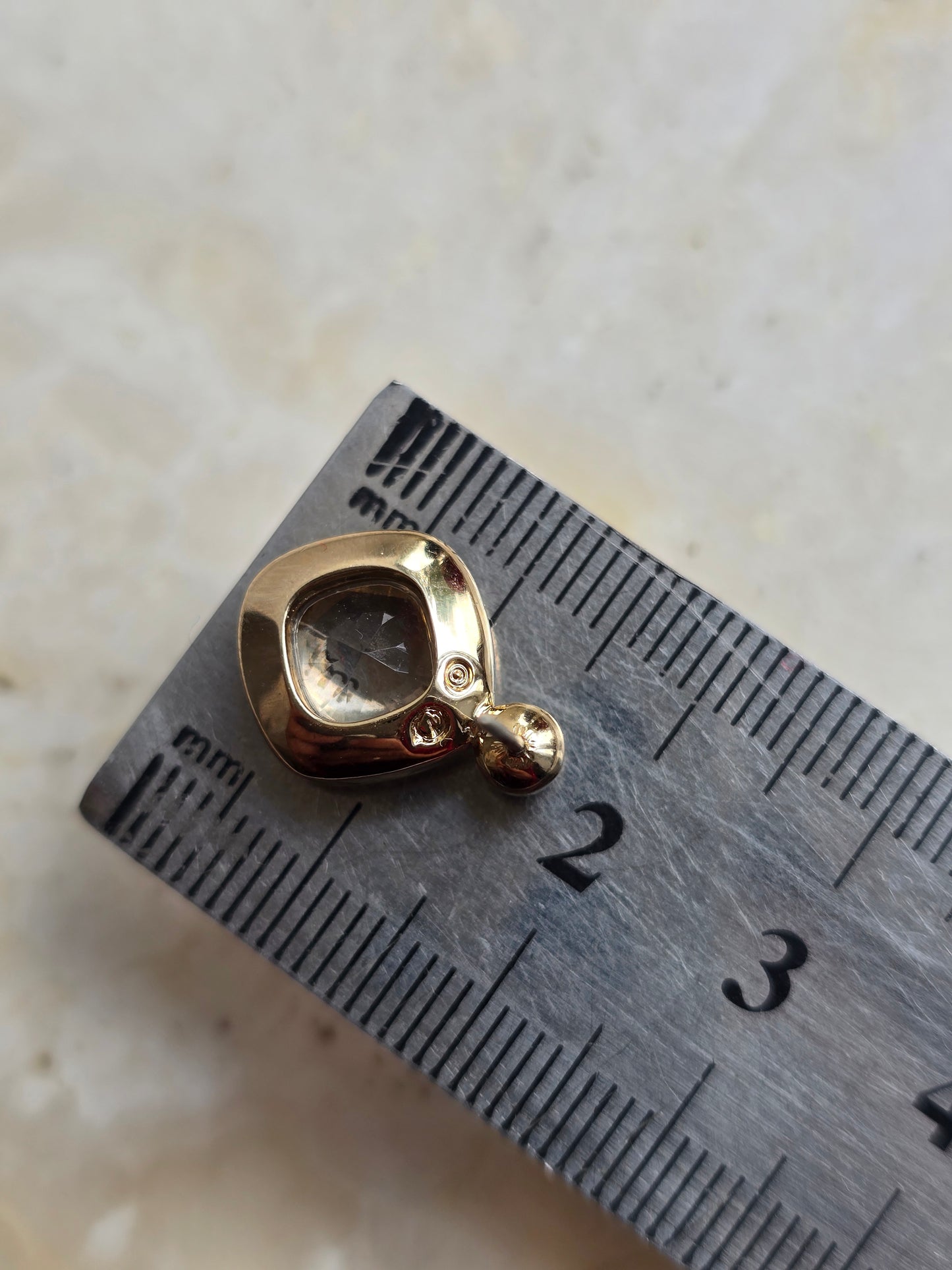 Aukso spalvo Swarovski auskarai su šampano spalvos kristalu