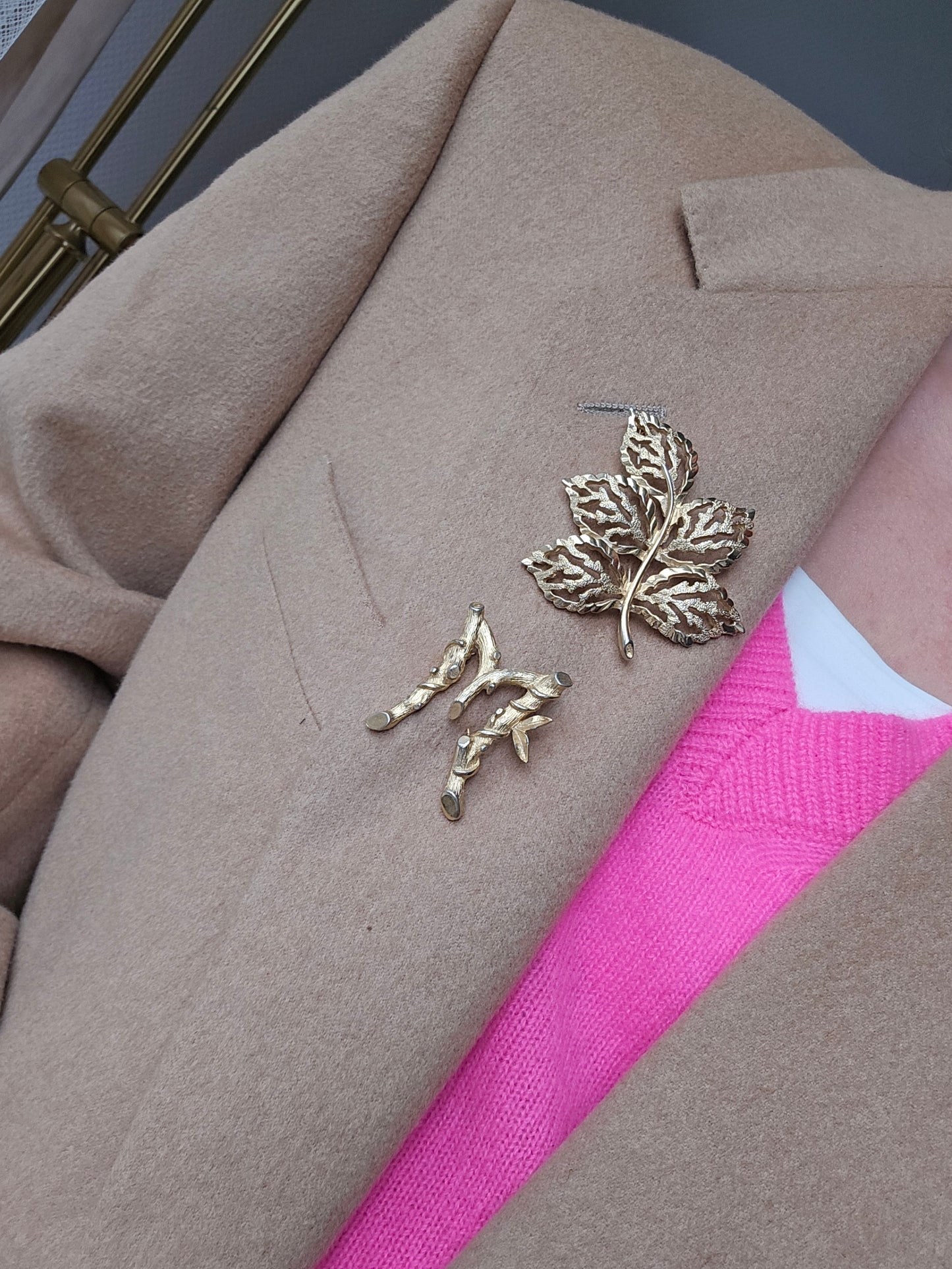 Vintažinė Sarah Coventry sagė lapelis