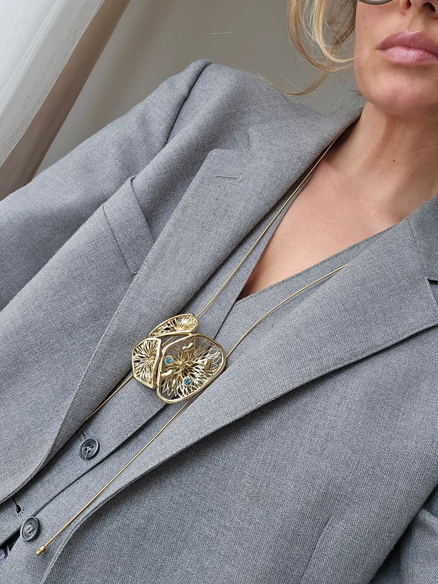 Reguliuojamas KALLIOPE kaklo papuošalas