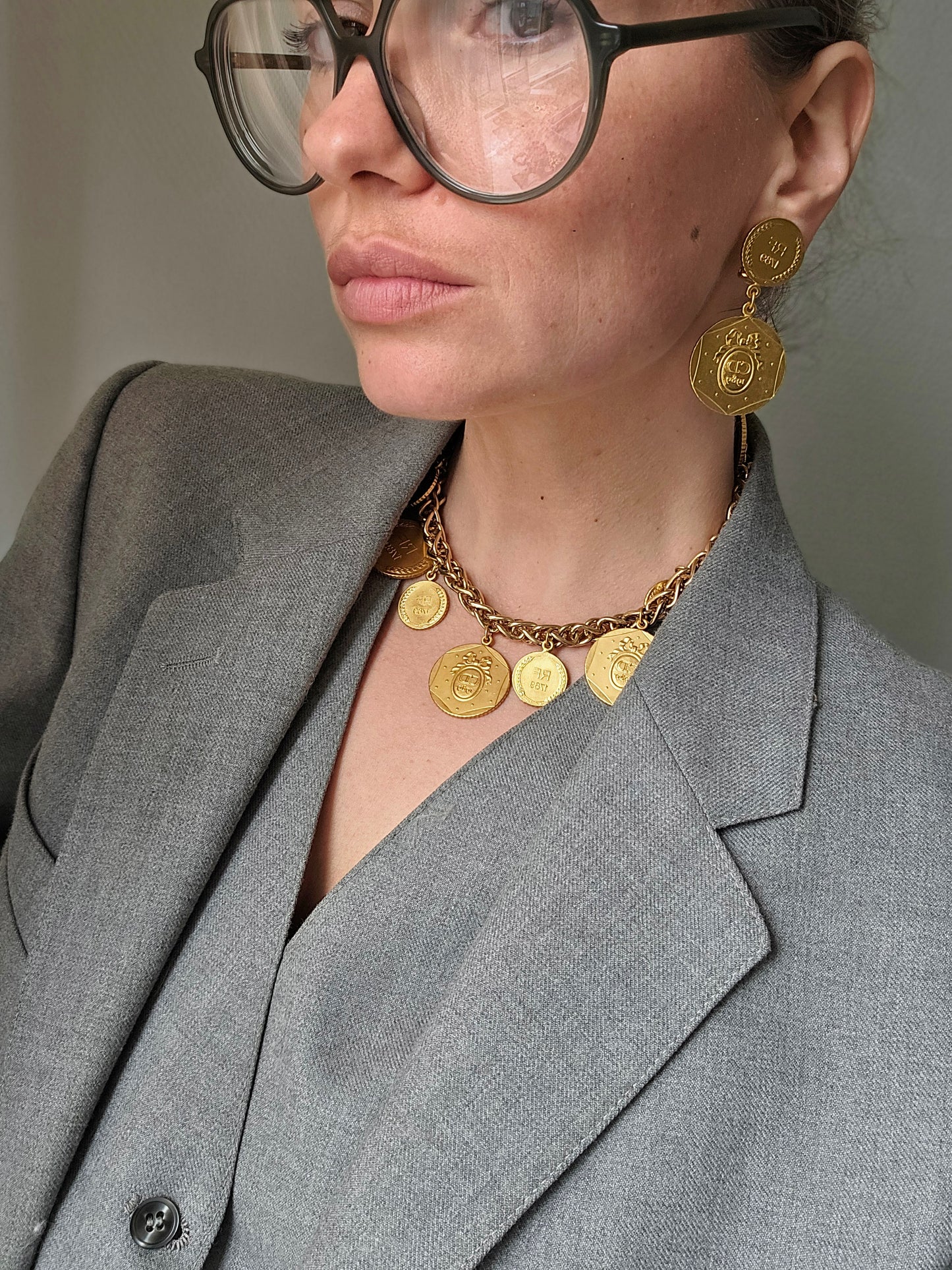 Vintažiniai kolekciniai CHRISTIAN DIOR klipsai išleisti DIOR namų 40to jubiliejaus proga
