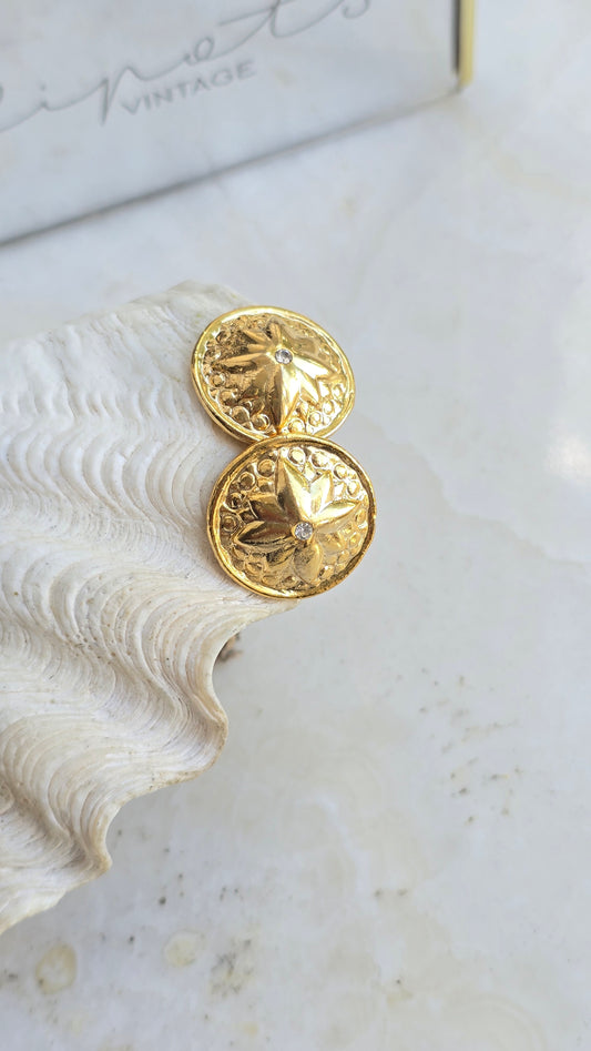 Vintage gold-colored clip-on earrings