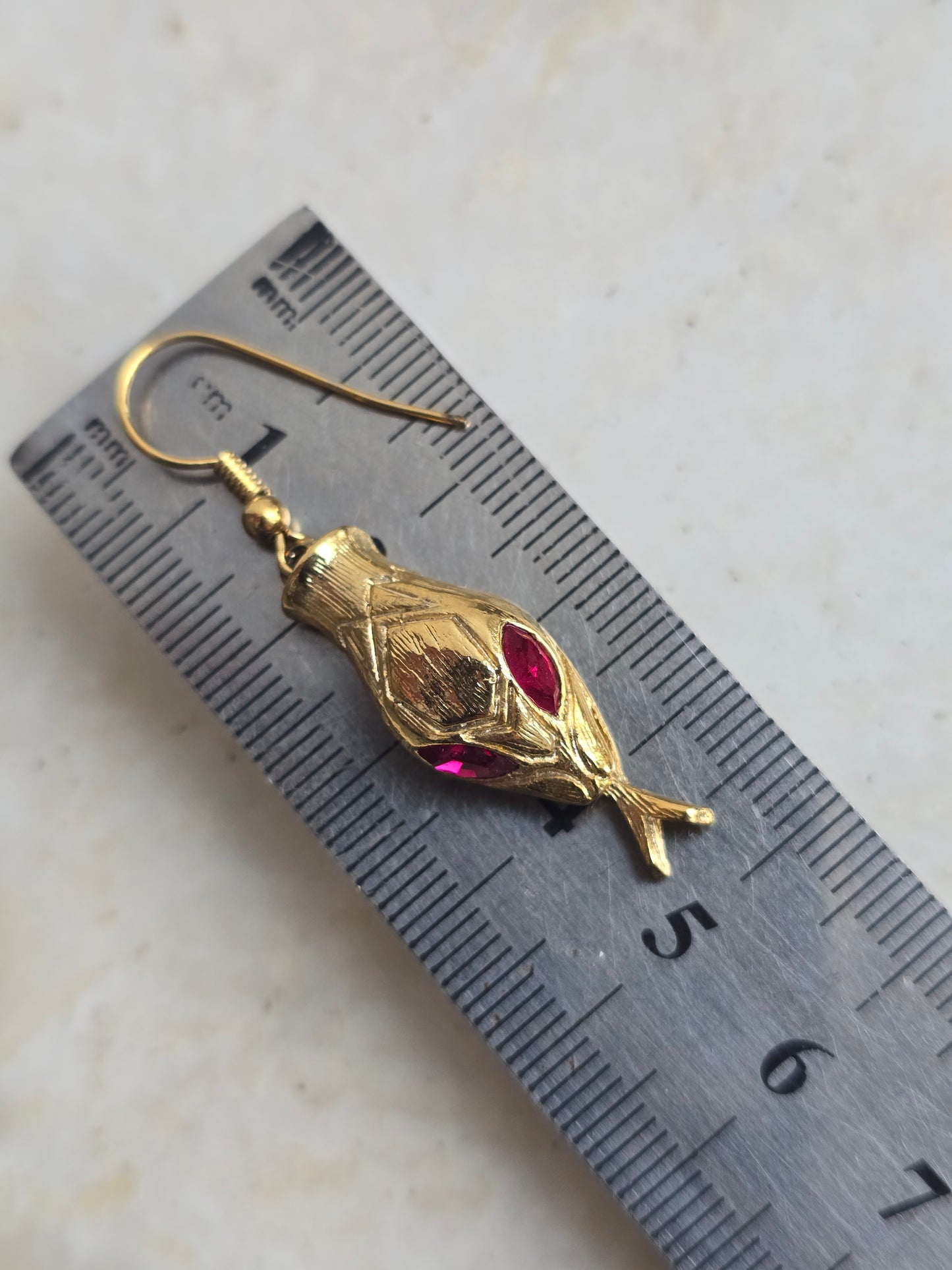 Aukso spalvos auskarai gyvatės