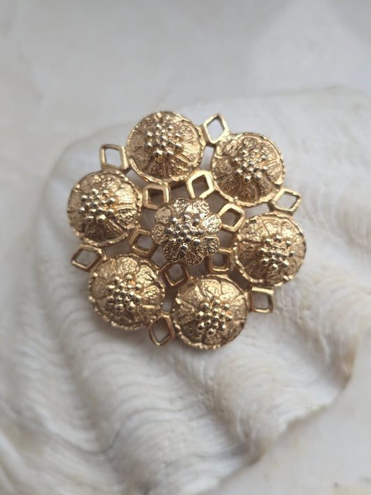 Vintažinė Sarah Coventry sagė