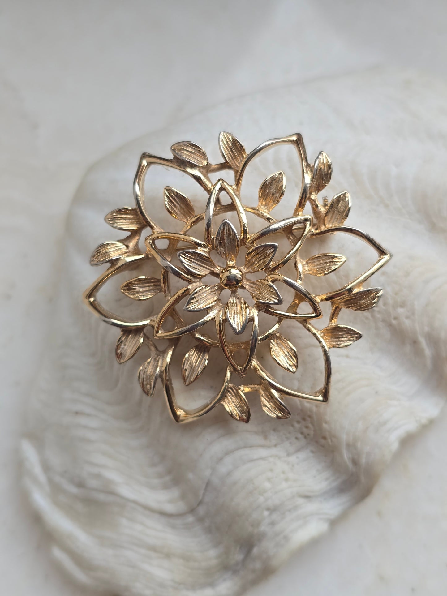 Vintažinė Sarah Coventry sagė gėlė