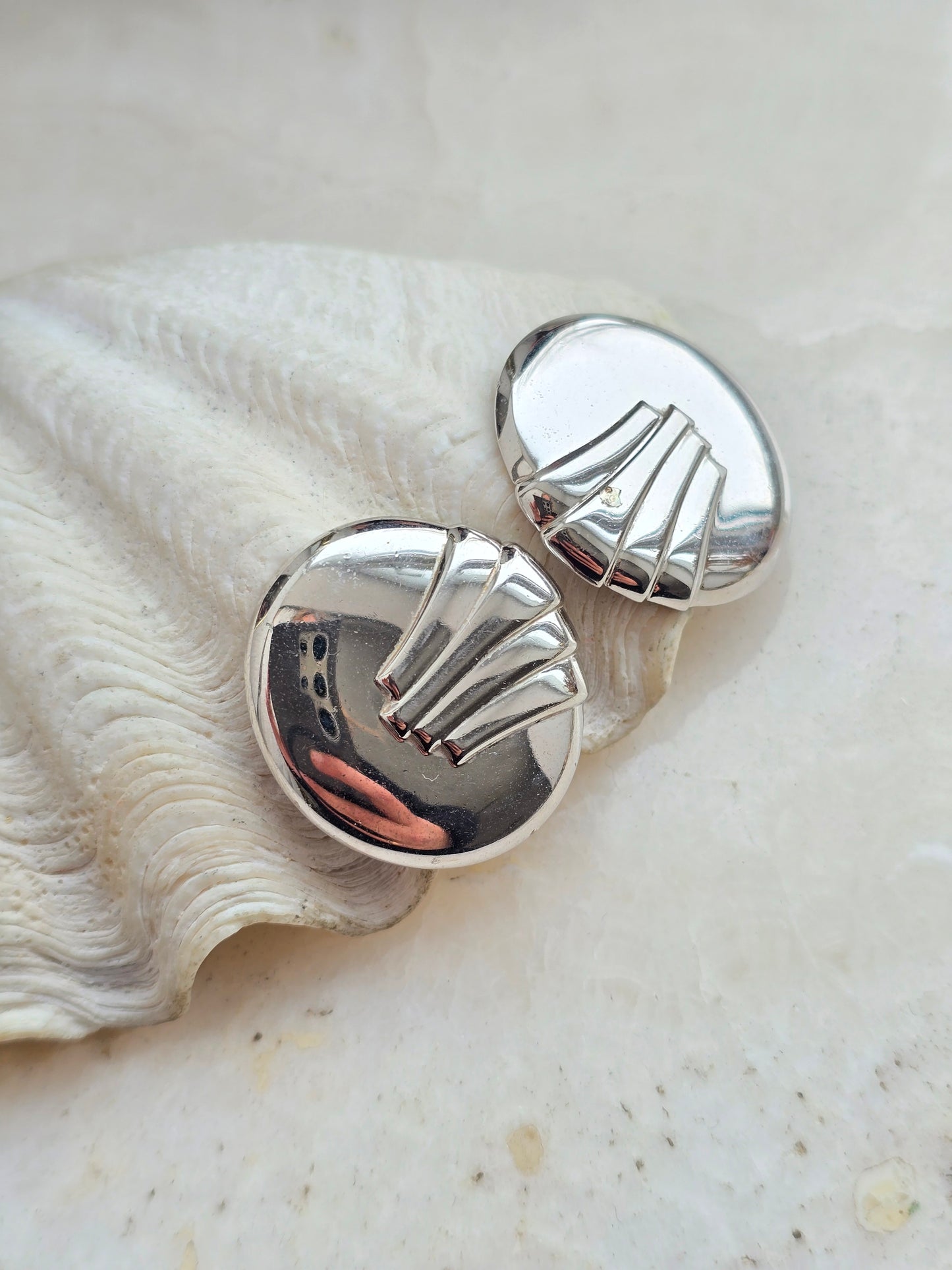 Vintažiniai sidabro spalvos MONET klipsai