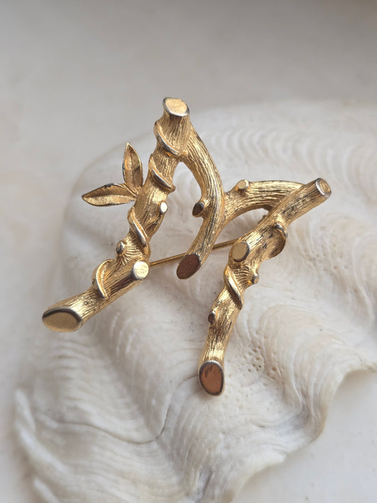 Vintažinė Sarah Coventry sagė raidė M