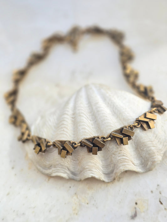 Limituotos kolekcijos vintažinis Biche de Bere kaklo papuošalas