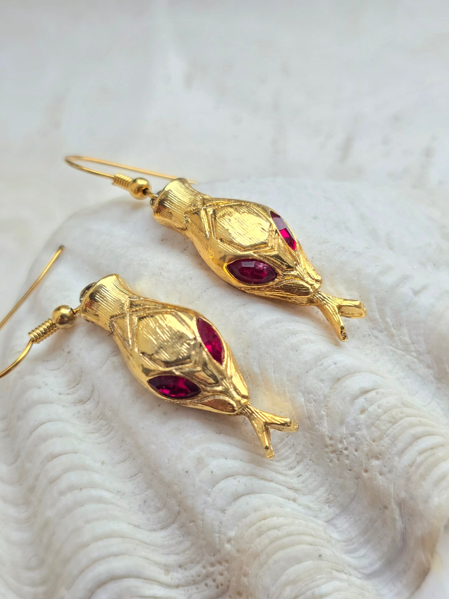 Aukso spalvos auskarai gyvatės