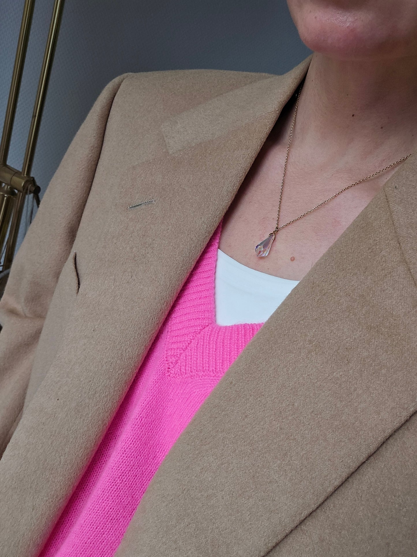 Vintažinis Sarah Coventry kaklo papuošalas su stiklo kristalu