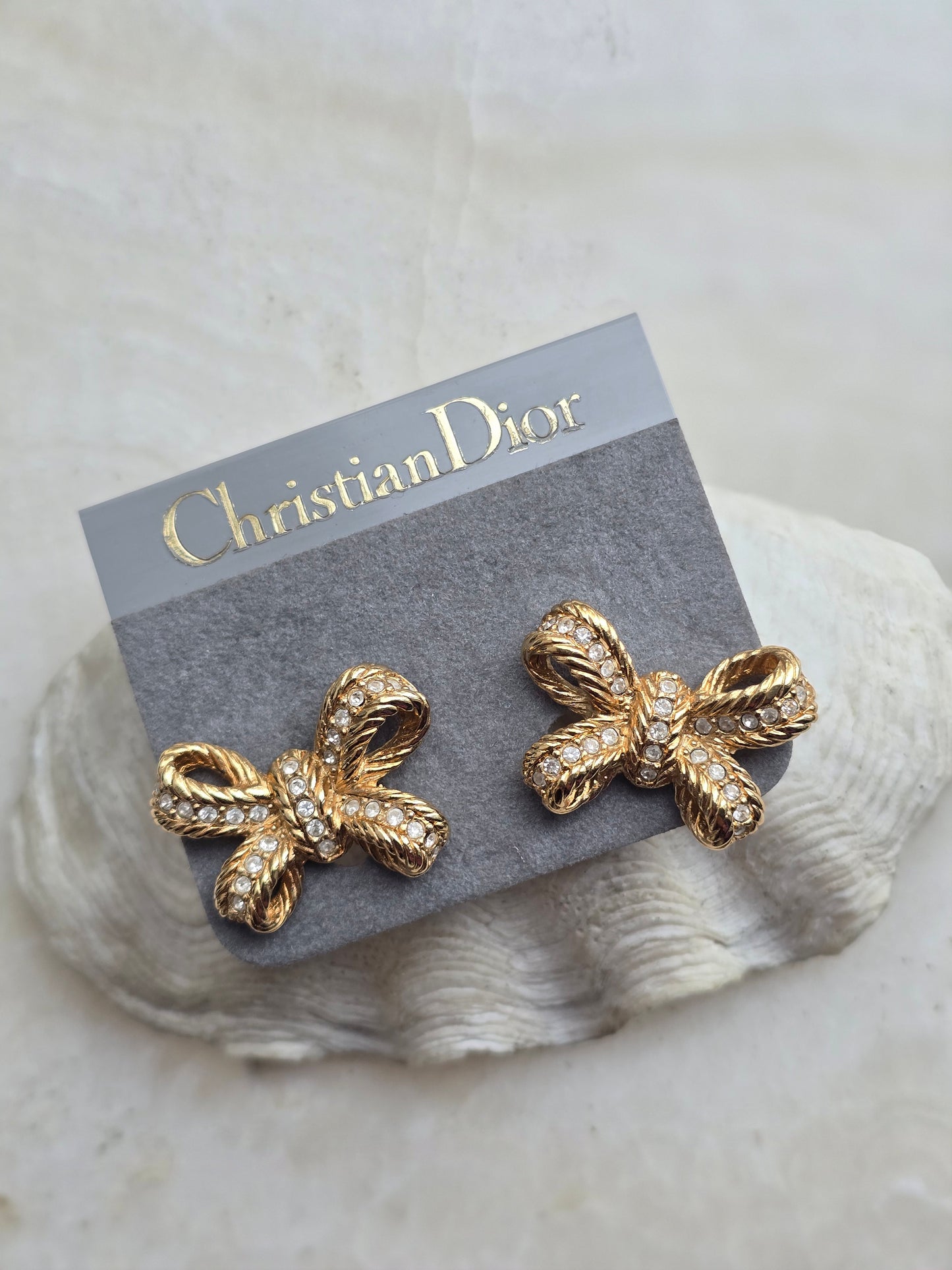 Vintažiniai CHRISTIAN DIOR klipsai bantukai