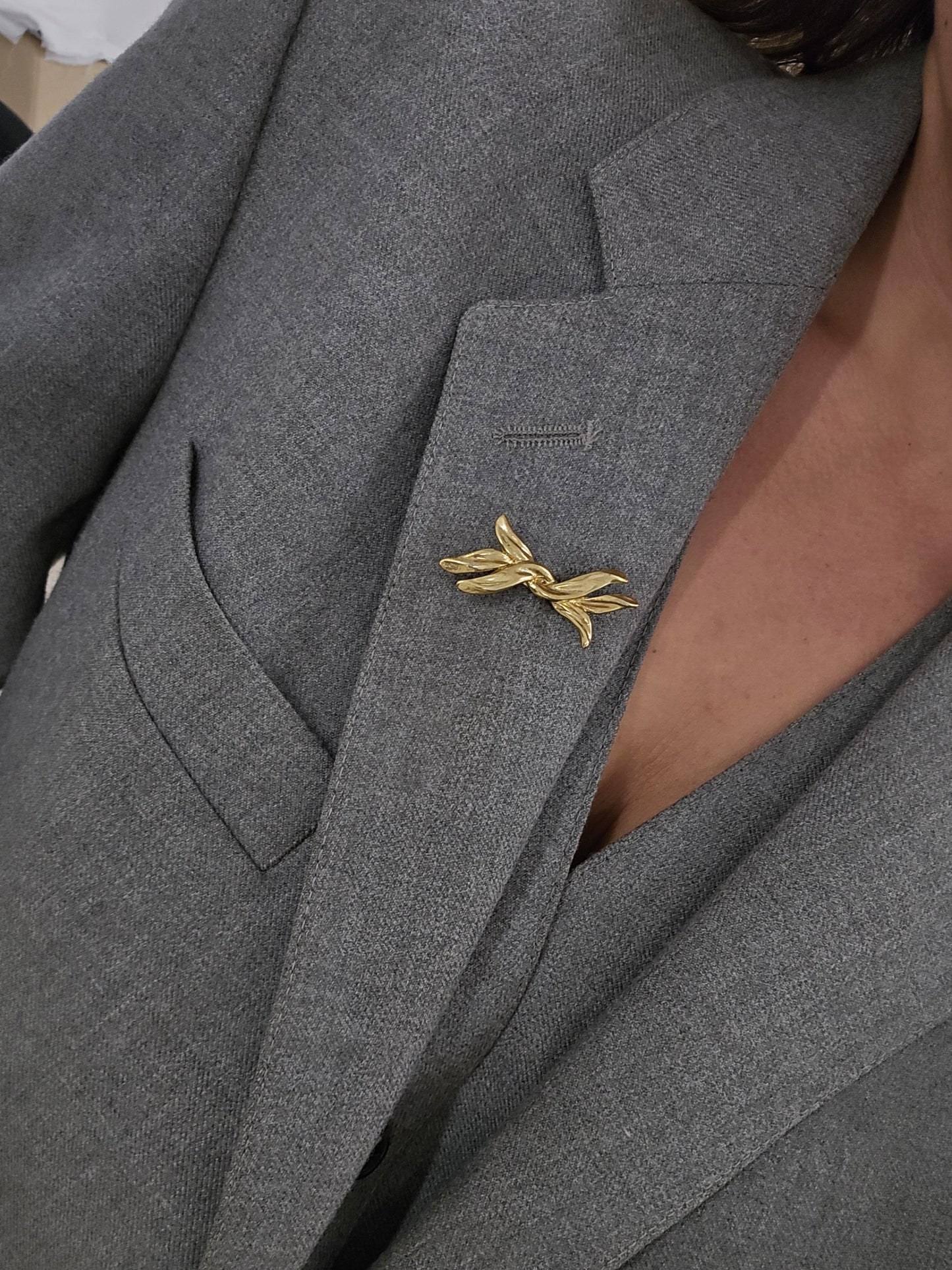 Aukso spalvos sagė bantukas