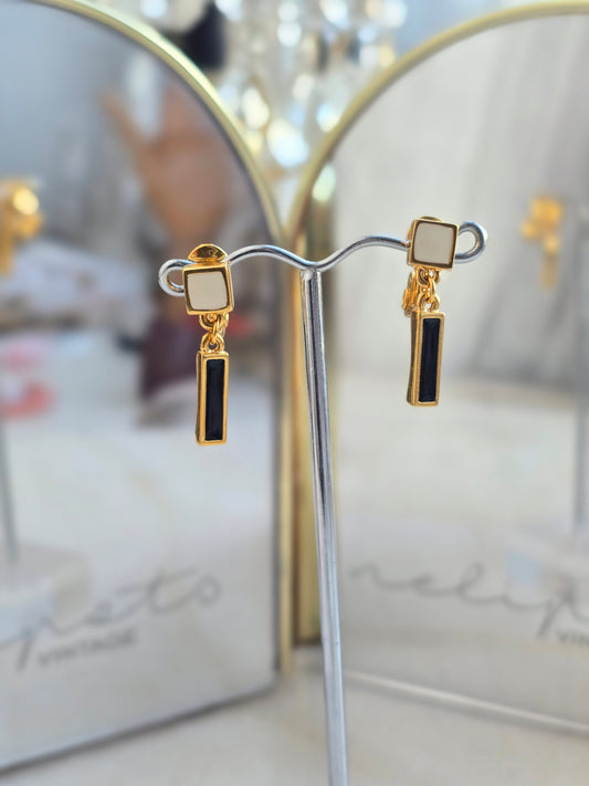 Vintažiniai MONET klipsai su emale