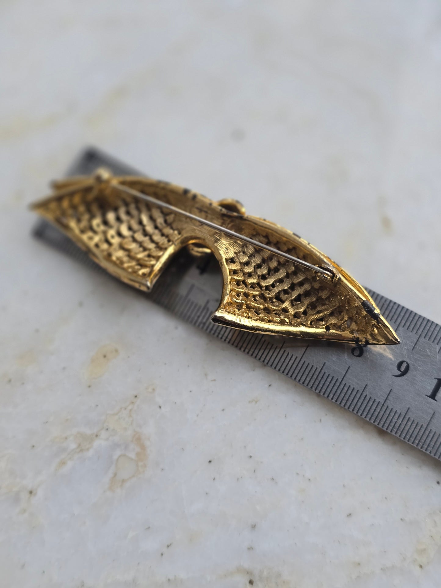 Vintažinė aukso spalvos sagė bantukas (Prancūzija)