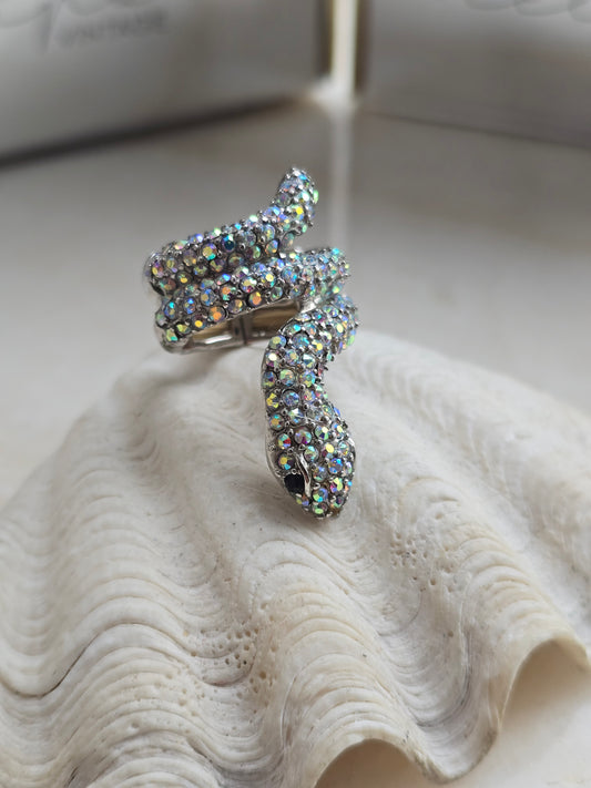 Sidabro spalvos reguliuojamas žiedas gyvatė