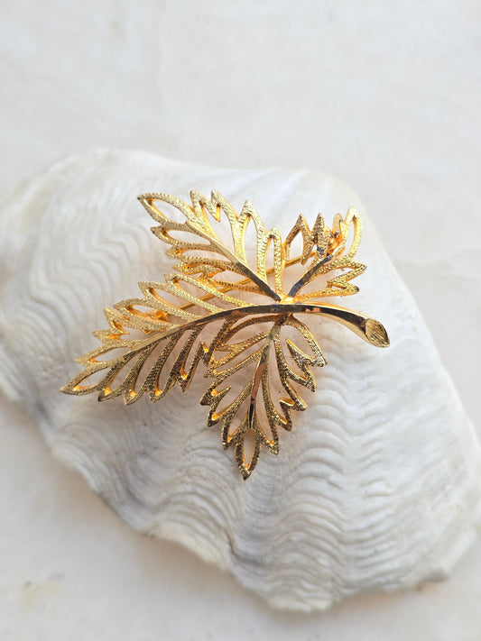 Vintažinė sagė lapelis