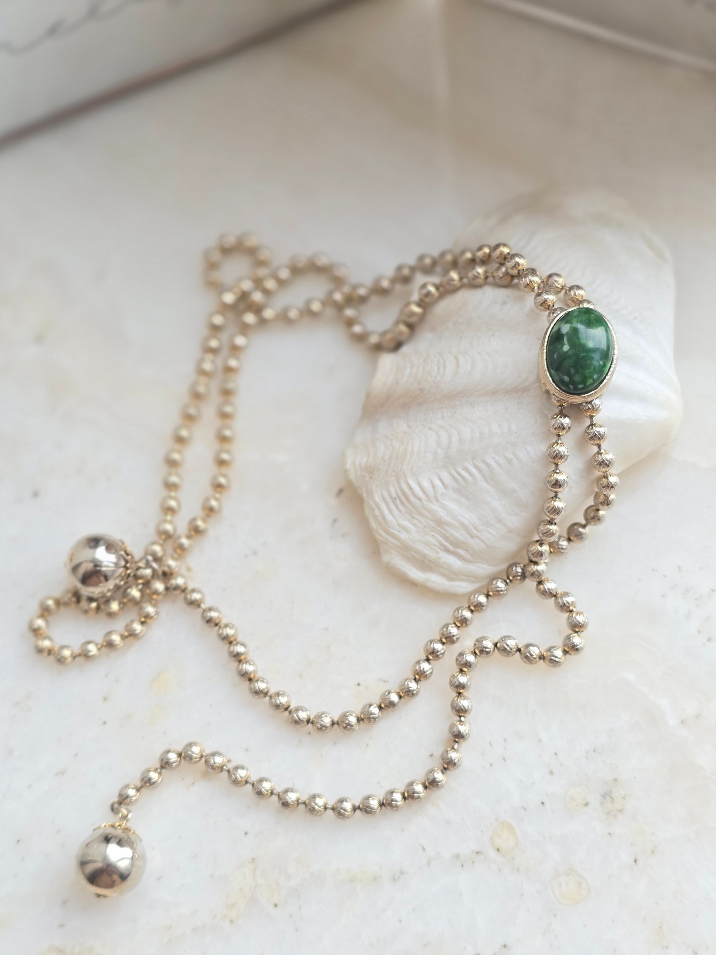 Ilgas Sarah Coventry kaklo papuošalas