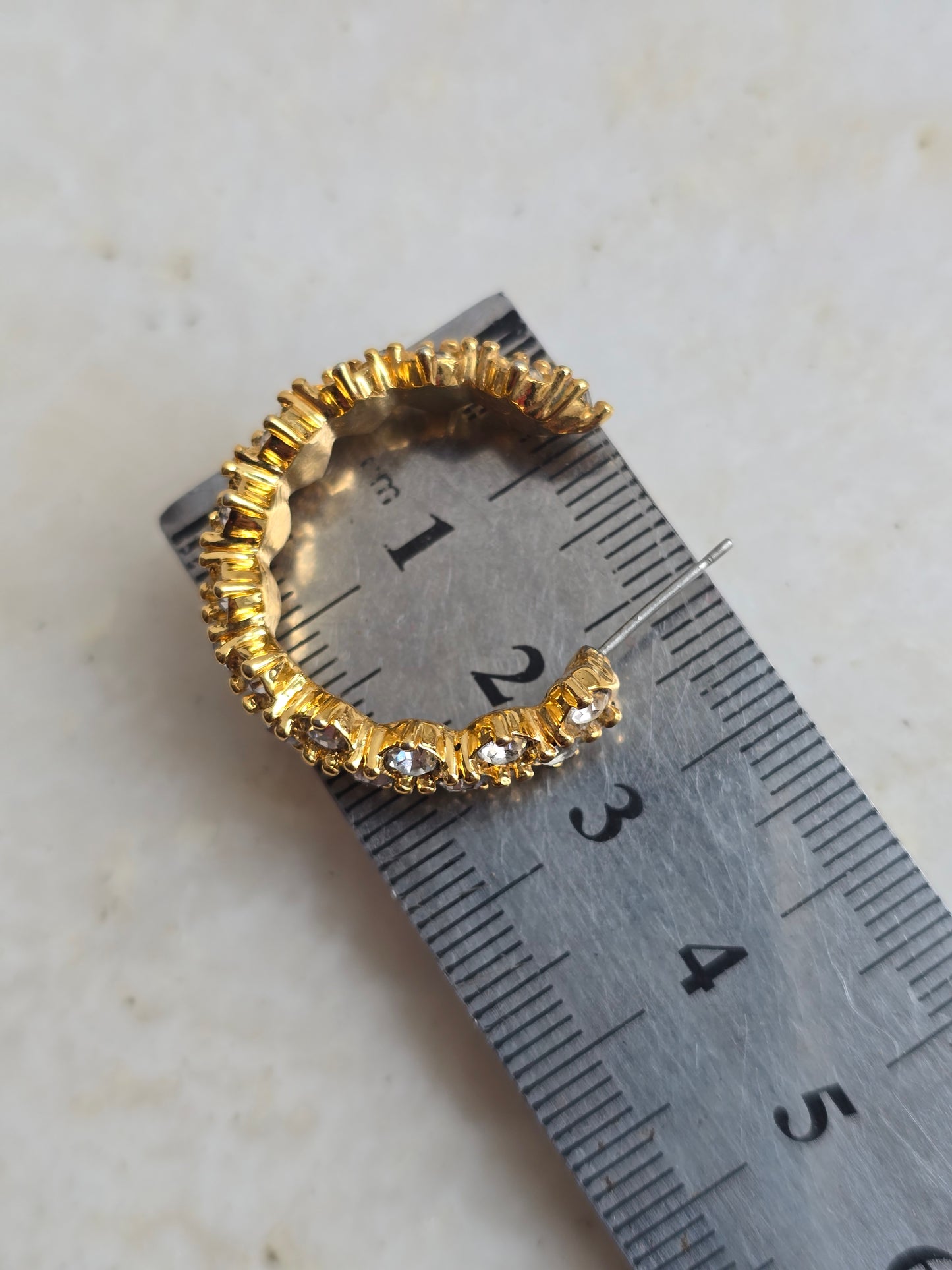 Aukso spalvos Swarovski auskarai rinkelės